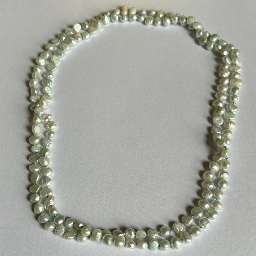 Freshwater Pearl Strand Necklace in White and blue